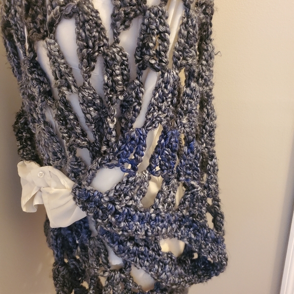 Hand crocheted swoncho - Picture 3 of 4